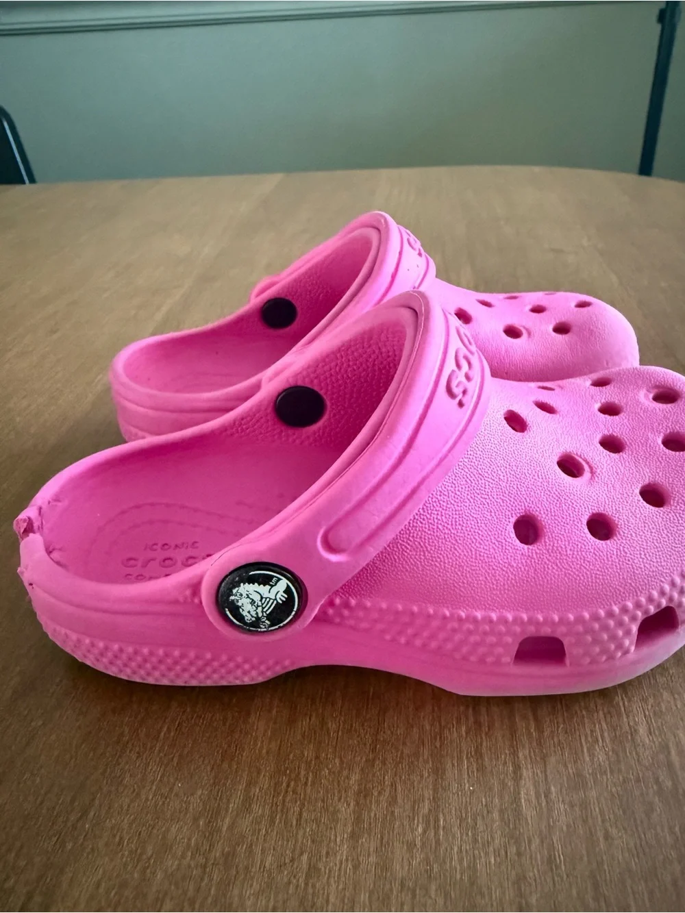 CROCS Kids Pink Classic Clog - Bright Pink